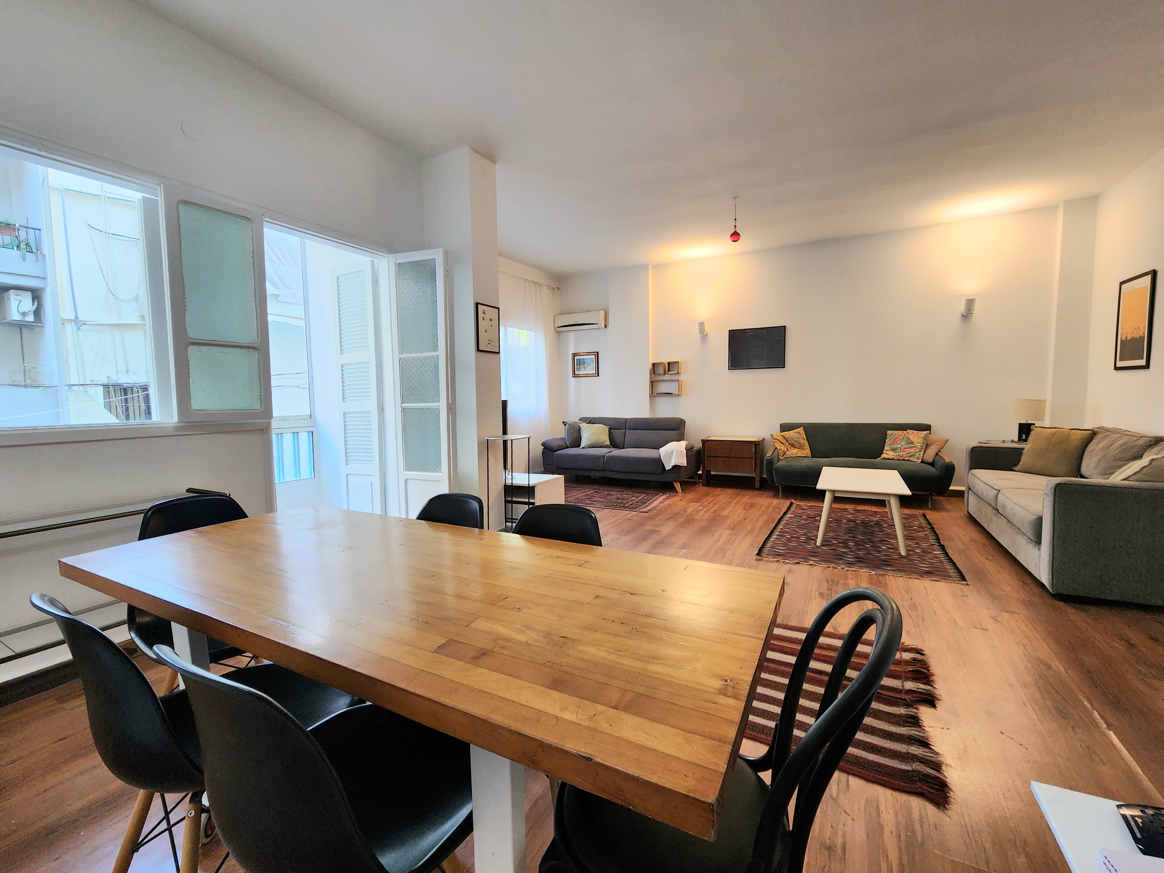Fully renovated and upgraded | balconies — Hub Realtors