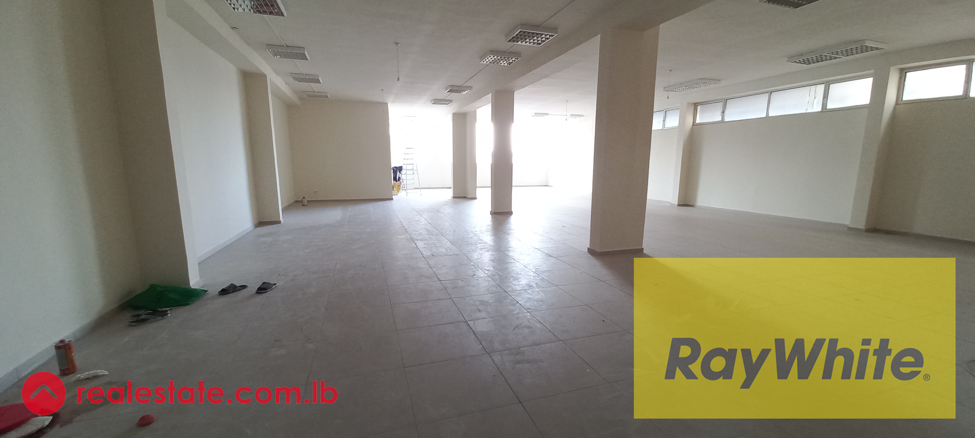Office Space for rent in Zalka 400 sqm , RWRcj413 Office Space in