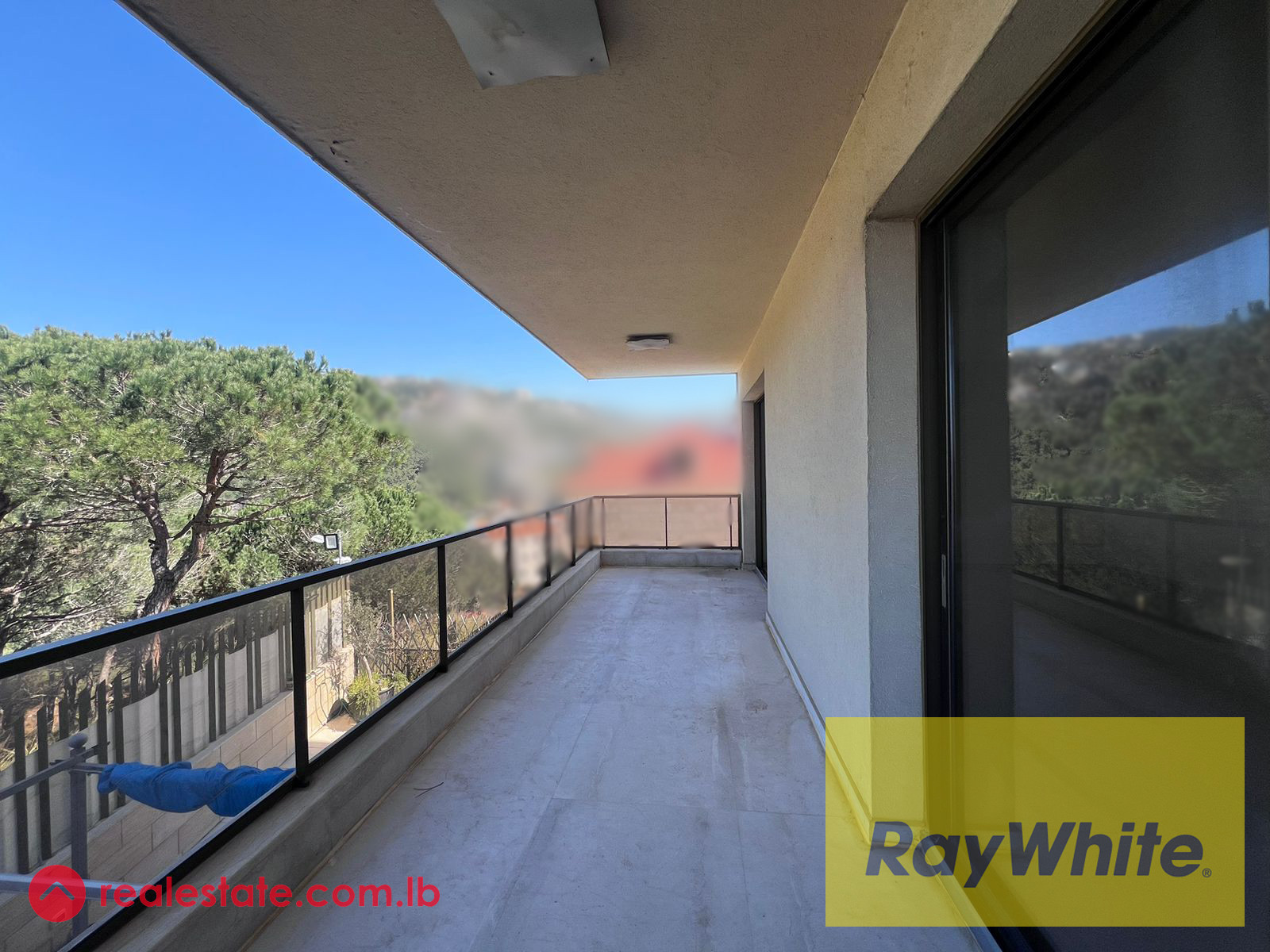 Apartment for sale in Baabdat 185sqm , RWIF409 Apartment in